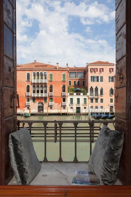 Palazzo Alvera Grand Canal ヴェネツィア エクステリア 写真