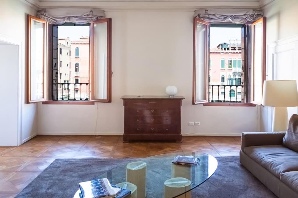 Palazzo Alvera Grand Canal ヴェネツィア エクステリア 写真